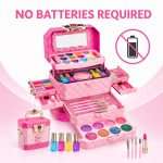 Concept graphic of the pink makeup box play set beside a crossed-out battery icon
